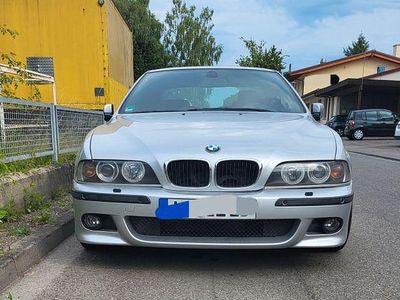 BMW 525