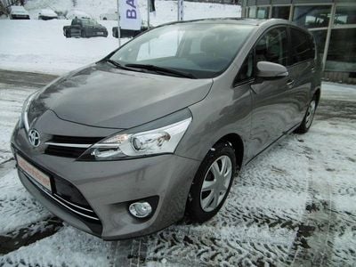 Gebraucht 2016 Toyota Verso Skyview Edition Van / Kleinbus | 16.990 € (Etwas zu teuer)