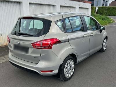 Usata Ford B-MAX 101 CV (74 kW) 2014 Beige Monovolume
