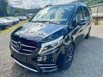 Gebraucht Mercedes V250 Edition 190 PS (139 kW) 2014 Obsidianschwarz metallic Van / Kleinbus