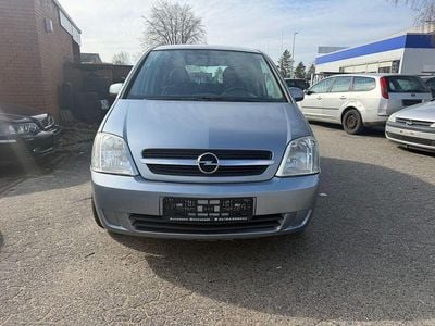 Begagnad Opel Meriva Basis 101 HK (74 kW) 2005 Silver Minibuss