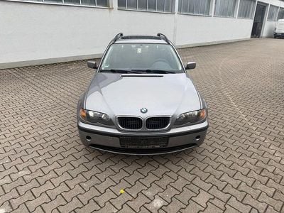 Grau Gebraucht 2004 BMW 320 Lifestyle Kombi | 1.690 € (Guter Preis)