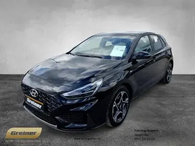 Gebraucht Hyundai i30 N Line 120 PS (88 kW) 2022 Schwarz Limousine