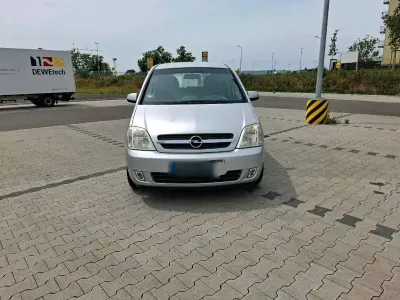 Gebraucht Opel Meriva 100 PS (73 kW) 2004 Silber Van / Kleinbus