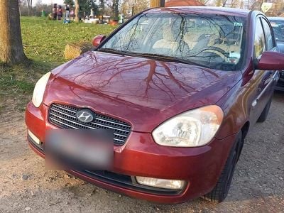 Gebraucht Hyundai Accent 90 PS (66 kW) 2008 Rot Kleinwagen