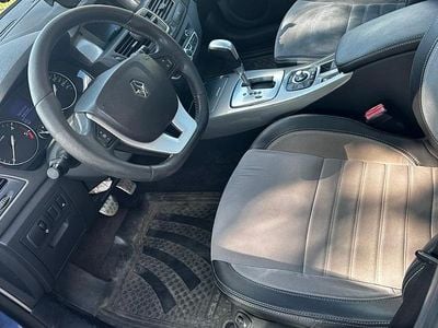 Second-hand Renault Laguna III 173 CP (127 kW) 2011 Albastru Break