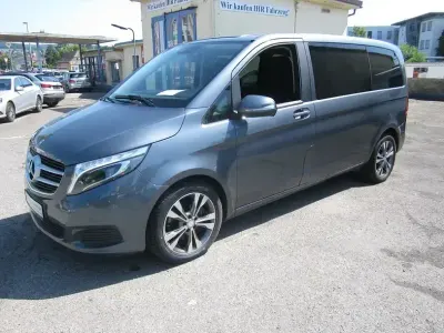 Gebraucht Mercedes V250 190 PS (139 kW) 2016 Grau metallic Van / Kleinbus