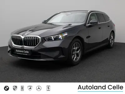 Gebraucht BMW 520 Sport Line 197 PS (144 kW) 2025 Sophistograu brillanteffekschwarz Limousine