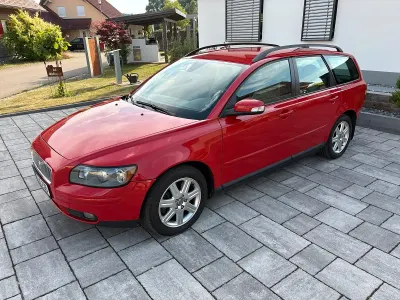 Gebraucht Volvo V50 180 PS (132 kW) 2006 Rot Kombi