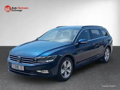 Gebraucht VW Passat Business 200 PS (147 kW) 2024 Aquamarinblau (metallic) Kombi