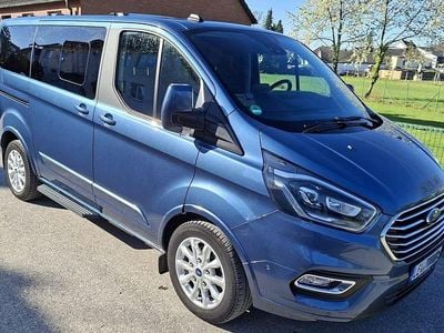 Usata Ford Tourneo Titanium X 185 CV (136 kW) 2021 Blu Monovolume