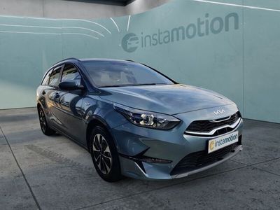 Gebraucht Kia Ceed 140 PS (102 kW) 2022 Silber Kleinwagen