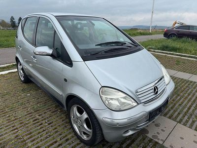 Second-hand Mercedes A190 Avantgarde 125 CP (91 kW) 2004 Argintiu Monovolum