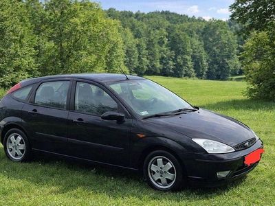 Usado Ford Focus Futura 116 HP (85 kW) 2002 Azul Sedan
