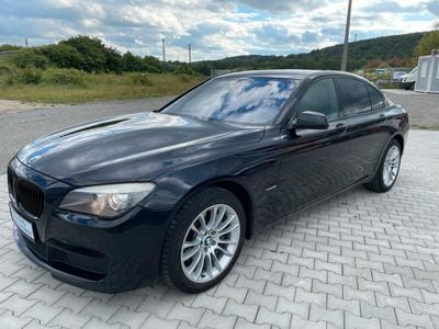 BMW 730