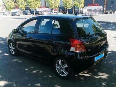 Gebraucht Toyota Yaris 100 PS (73 kW) 2009 Schwarz Kleinwagen