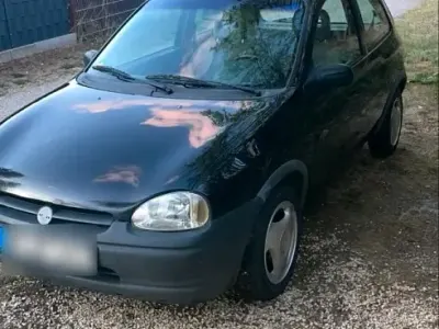 Gebraucht Opel Corsa 60 PS (44 kW) 1995 Schwarz Kleinwagen