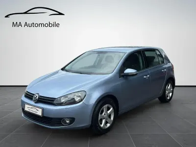 Gebraucht VW Golf VI Trendline 102 PS (75 kW) 2009 Blau Kleinwagen