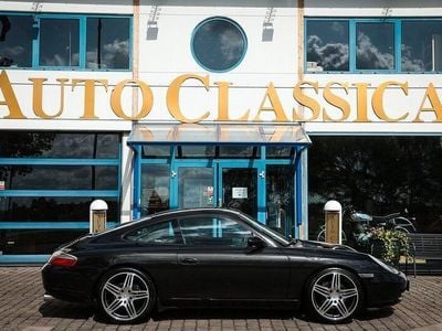Porsche 911 Carrera