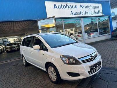 Gebraucht Opel Zafira Family 150 PS (110 kW) 2013 Weiß Van / Kleinbus
