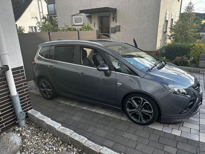 Opel Zafira Tourer
