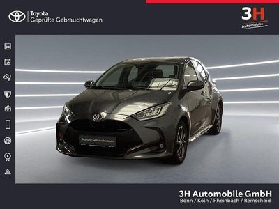 Gebraucht Toyota Yaris 126 PS (92 kW) 2022 Grau Kleinwagen