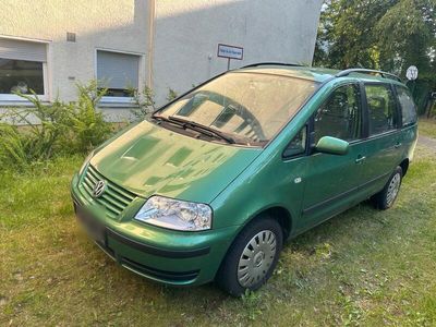 VW Sharan