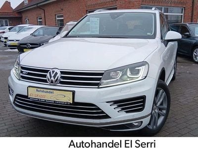 Weiß Gebraucht 2016 VW Touareg R-line SUV | 21.999 € (Guter Preis)