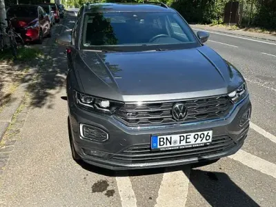 Gebraucht VW T-Roc R-line 150 PS (110 kW) 2022 Grau SUV