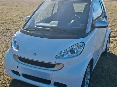 Gebraucht Smart ForTwo Coupé Passion 71 PS (52 kW) 2010 Weiß Coupé