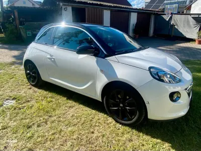 Gebraucht Opel Adam 69 PS (50 kW) 2016 Weiß Kleinwagen