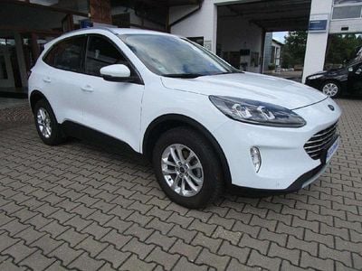 Gebraucht Ford Kuga Titanium 152 PS (111 kW) 2022 Frozen white SUV