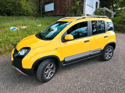 Gebraucht Fiat Panda Cross Cross 86 PS (63 kW) 2019 Gelb Kleinwagen