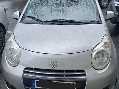 Gebraucht Suzuki Alto 69 PS (50 kW) 2010 Silber Kleinwagen