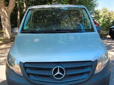Gebraucht Mercedes Vito 114 PS (83 kW) 2015 Silber Van