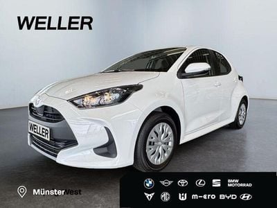 Neu Toyota Yaris Hybrid Team 116 PS (85 kW) 2025 Pure) white ii (weiss Kleinwagen