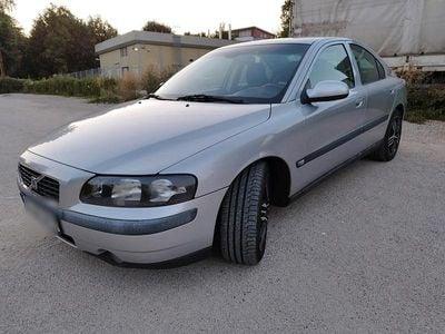 Gebraucht Volvo S60 140 PS (102 kW) 2003 Silber Limousine