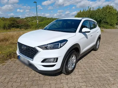 Gebraucht Hyundai Tucson Pure 132 PS (97 kW) 2019 Weiß SUV