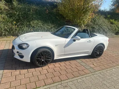 Gebraucht Fiat 124 Spider 140 PS (102 kW) 2018 Weiß Cabrio