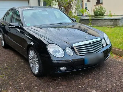 Gebraucht Mercedes E200 184 PS (135 kW) 2006 Schwarz Limousine