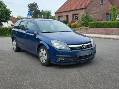 Gebraucht Opel Astra Sport 116 PS (85 kW) 2006 Blau Kombi