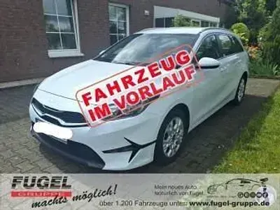Gebraucht Kia Ceed Sportswagon Vision 160 PS (117 kW) 2022 Cararraweiss Kombi