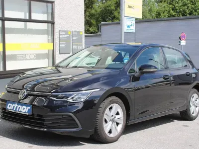 Gebraucht VW Golf VIII 110 PS (80 kW) 2022 Schwarz Limousine
