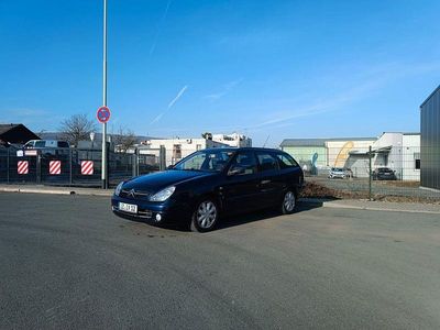 Blau Gebraucht 2004 Citroën Xsara Kombi | 1.900 €