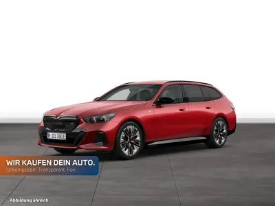 Usata BMW i5 Comfort Edition 442 kW (601 CV) 2025 Rosso Station wagon