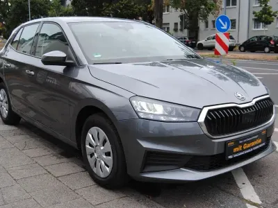 Gebraucht Skoda Fabia Active 80 PS (58 kW) 2022 Grau Kleinwagen