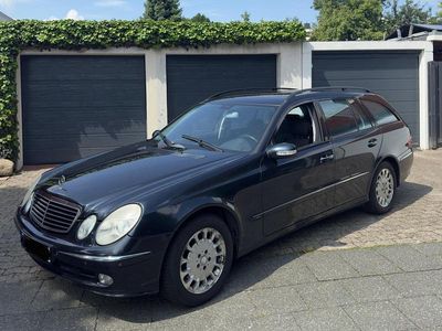 Mercedes E320