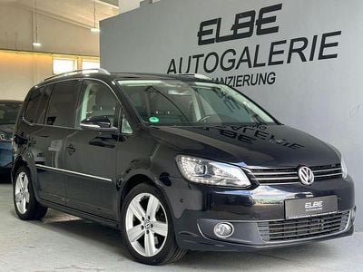 Schwarz Gebraucht 2013 VW Touran Highline Van / Kleinbus | 15.800 € (Teuer)