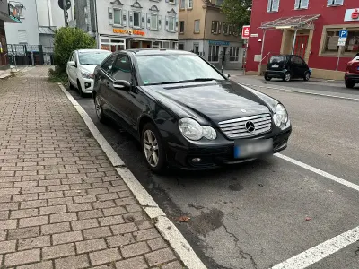 Begagnad Mercedes C220 150 HK (110 kW) 2007 Svart Sportkupé