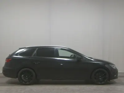 Gebraucht Seat Leon Style 150 PS (110 kW) 2015 Mitternachtsschwarz Kombi
